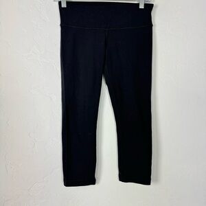 Lululemon Leggings‎ Wunder Under Crop Solid Black Classic Workout Yoga Knit